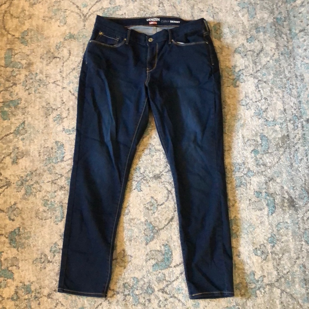 Levi’s Denizen curvy skinny jeans